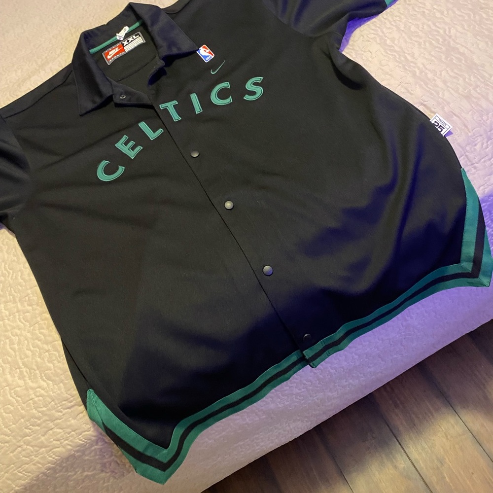 2xxl Celtic jersey with pants